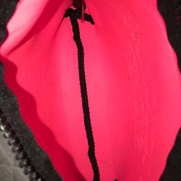 💕Victoria’s Secret bundle💕 - Picture 4 of 6